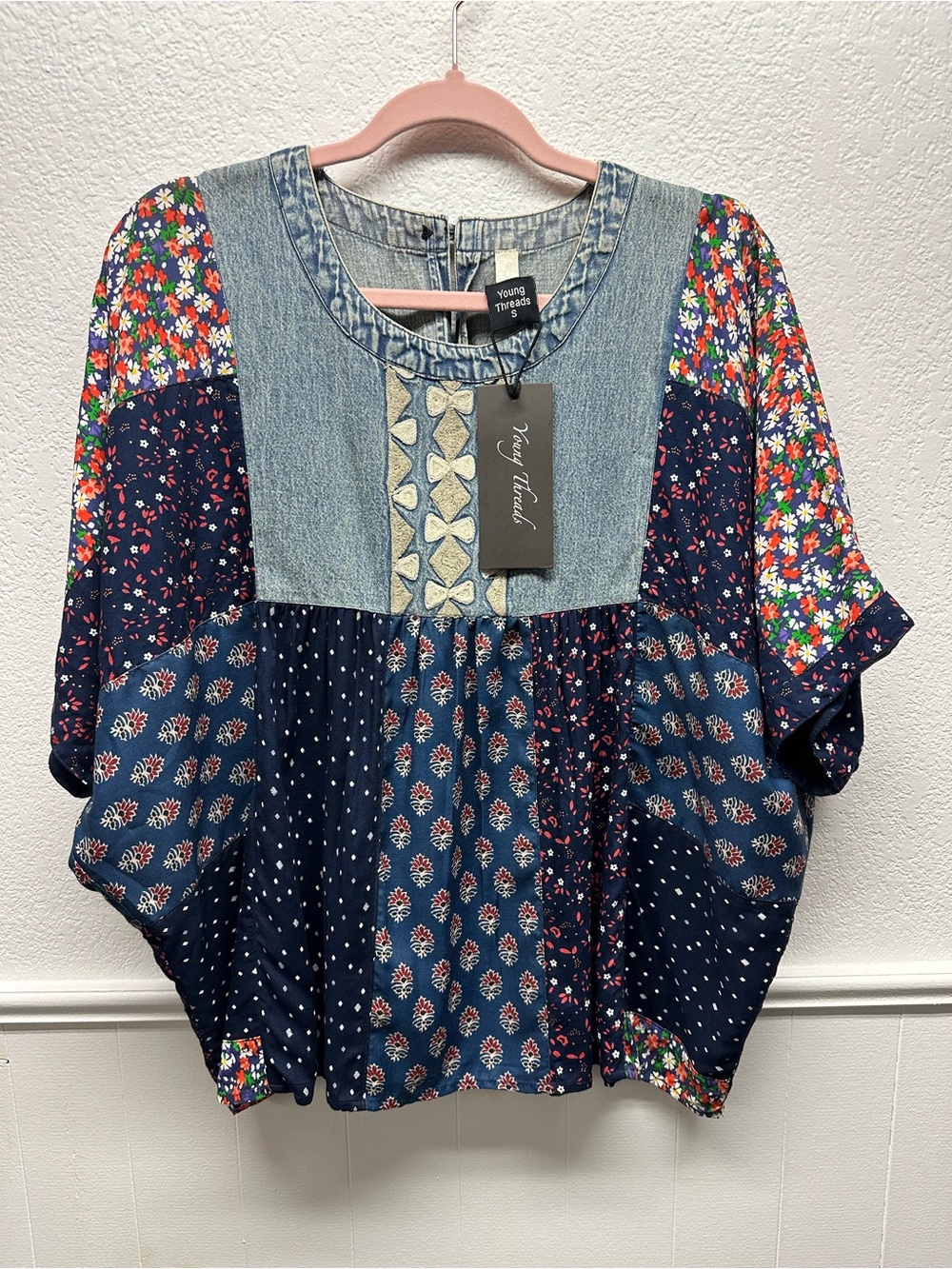 K177 Navy Patchwork Floral Top Dolmn Denim/Embroidered Yoke Mixed Media Navy NWT
